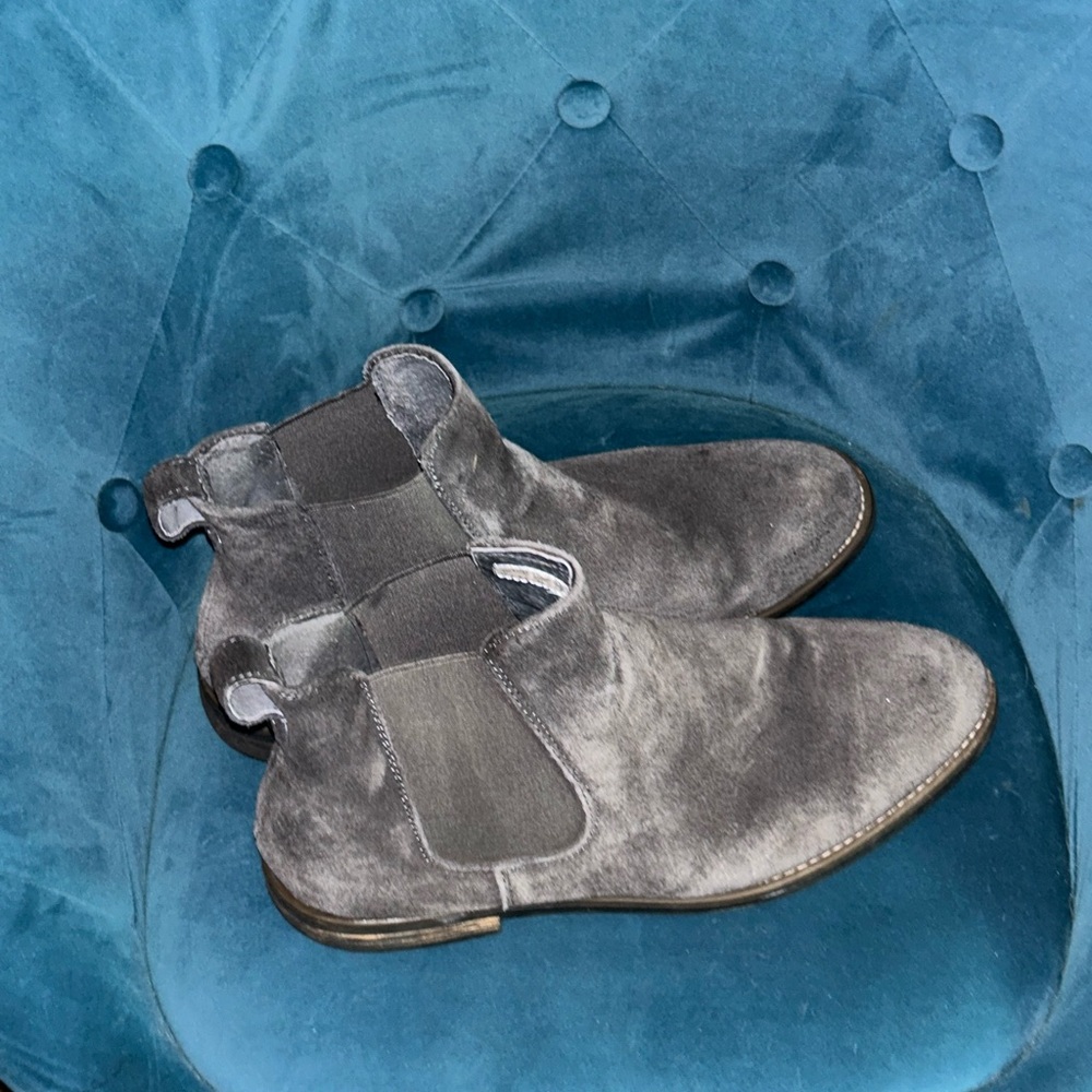 Bruno Marc Gray Chelsea Boots for Men